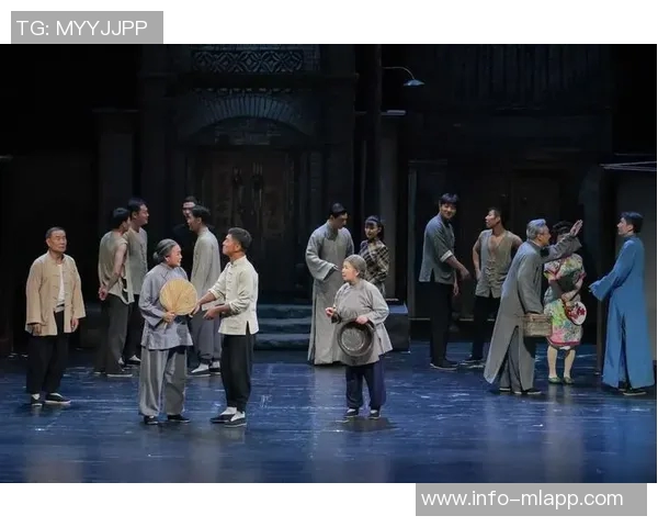 蒯纪与毛伟杰轻松合影归沪期待新赛季精彩表现 蒯纪与毛伟杰轻松合影归沪期待新赛季精彩表现